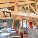 De L'ours Duplex アパート メリベル